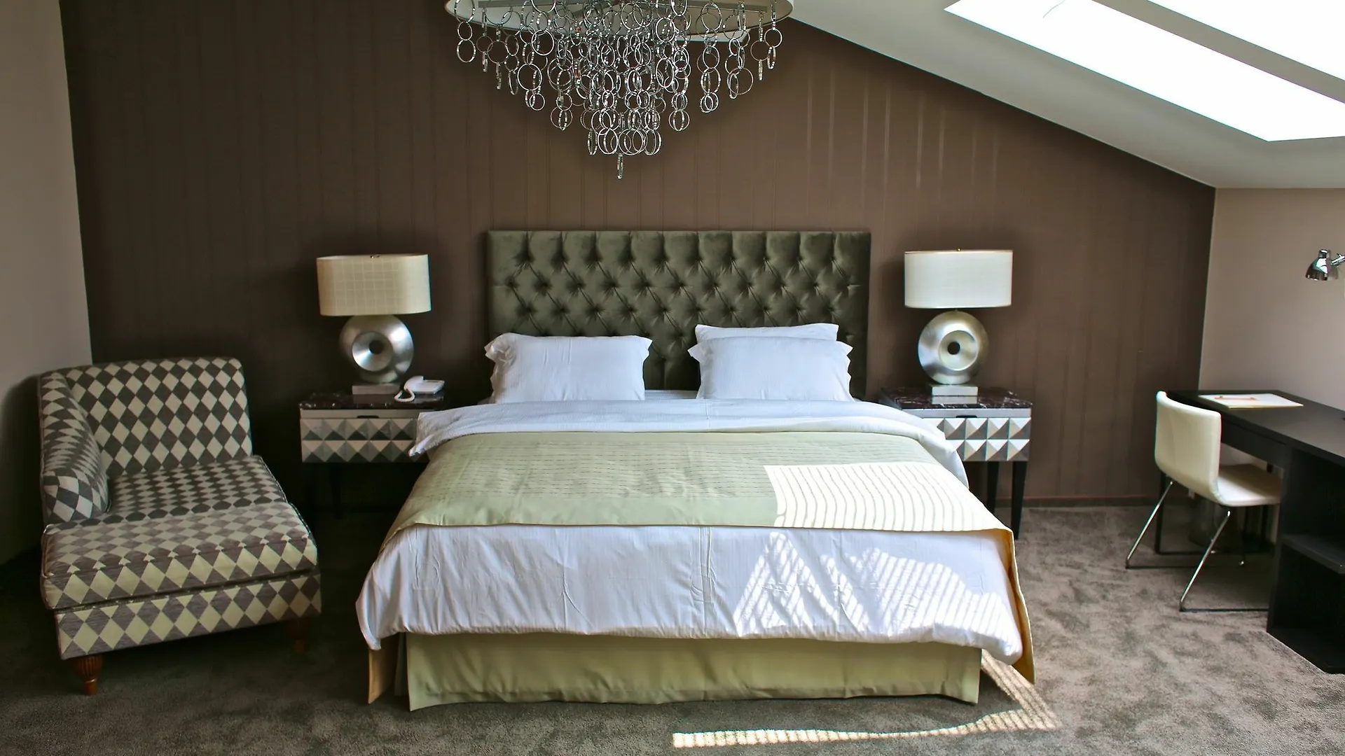 Vienna Suites